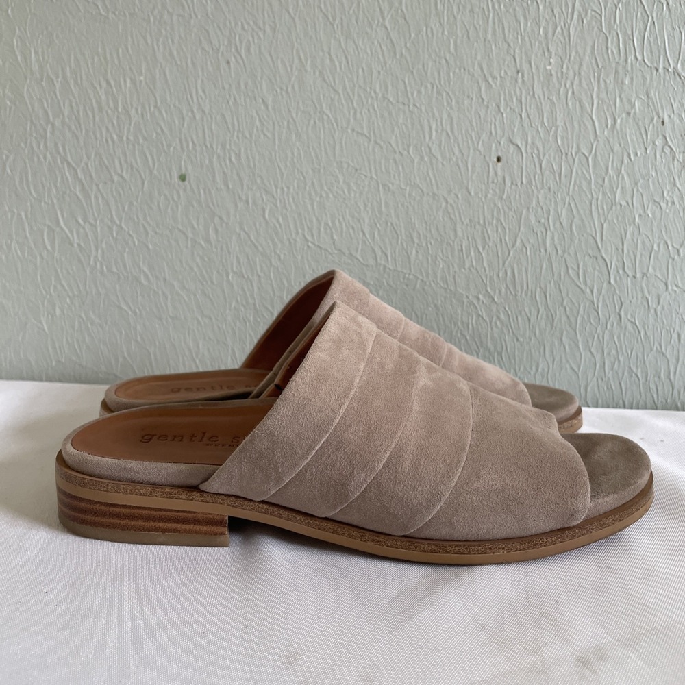 Gentle Souls Kenneth Cole Gayle Suede Slide Sandal Open Toe Wooden‎ Heel 8